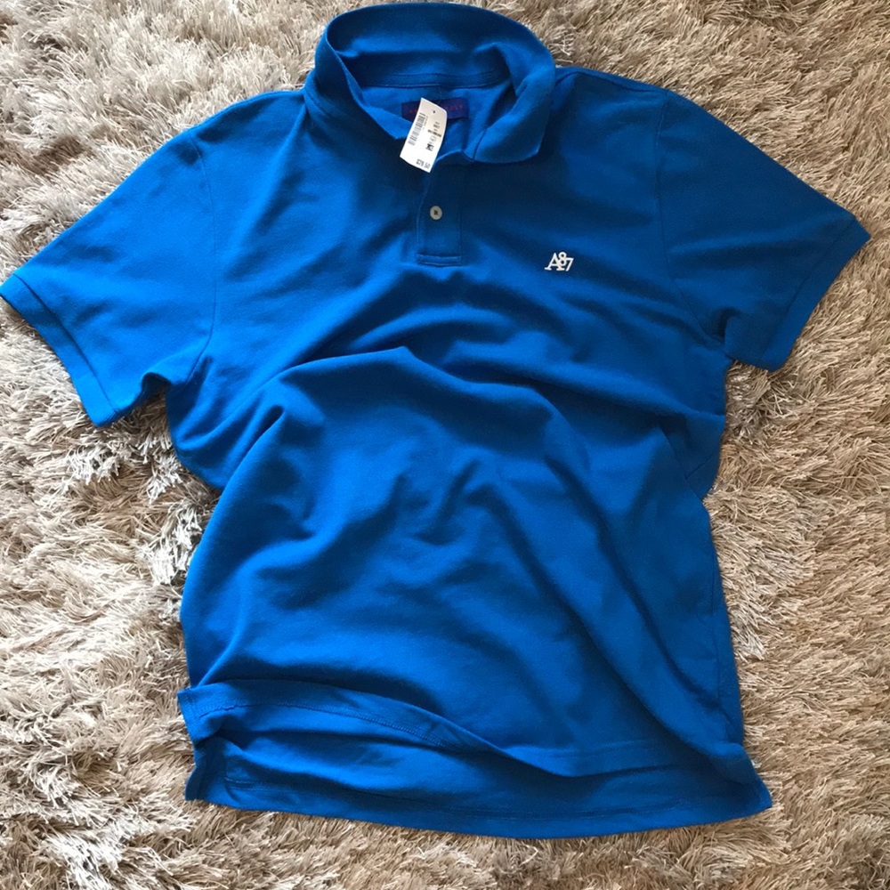 Men’s Aeropostale polo. New w/ tags. Size L
